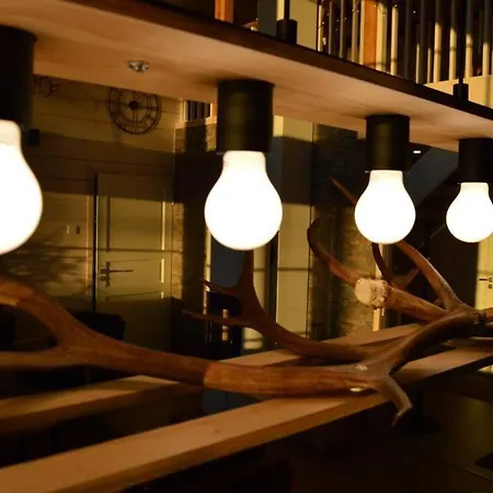 Vasa - New Luxury Next To * Meltaus